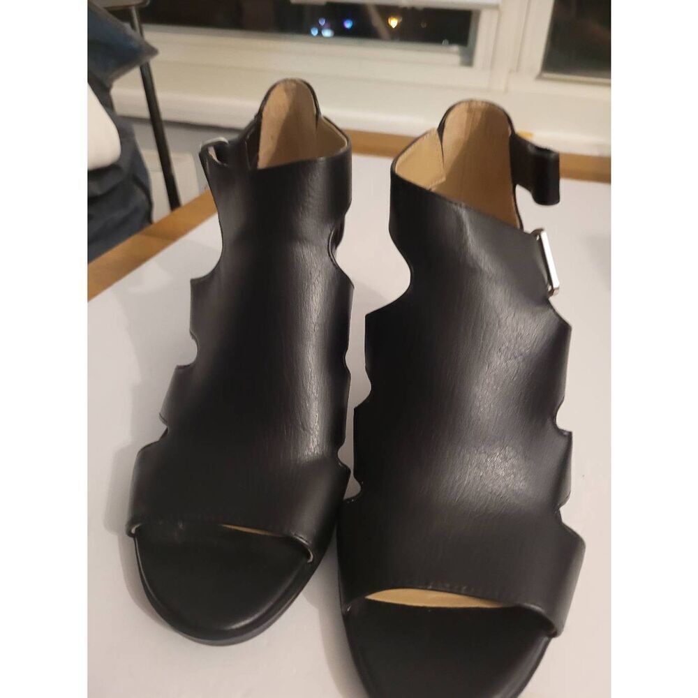 NATURALIZER WOMEN'S lexie chunky Block Heel 3in  Shoes Size 9m Black sandals